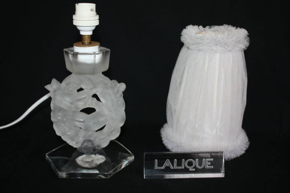 Lampe cristal de René Lalique modèle Mésanges