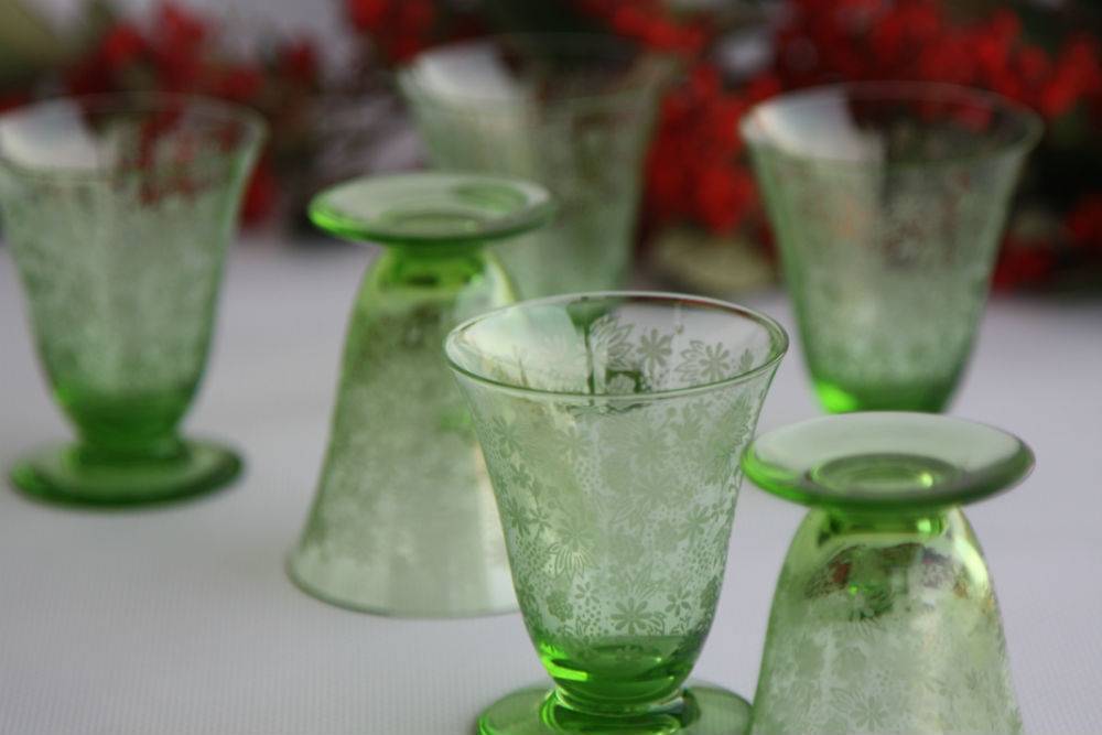 Service en cristal de Baccarat modèle Elisabeth Millefiori vert