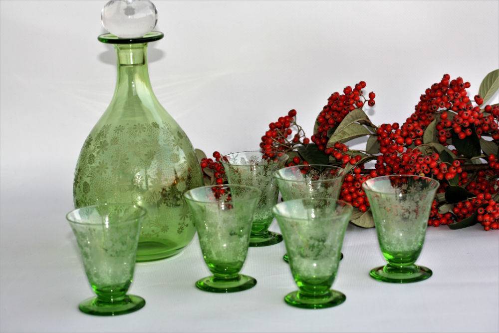 Service en cristal de Baccarat modèle Elisabeth Millefiori vert