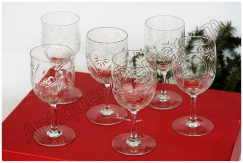 Série de 6 verres à eau en cristal de Baccarat Marguerites