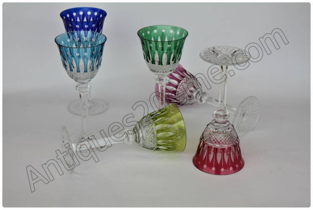 Série de 6 verres Roemer en cristal de Saint-Louis modèle Tommy