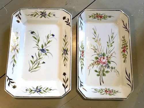 Deux plats octogonaux porcelaine épaisse  fin XIXe