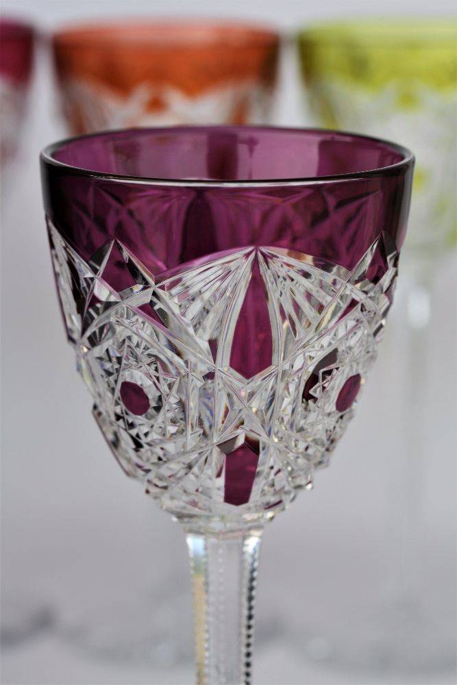 Série de 6 verres à vin du Rhin Roemer en cristal taillé de Baccarat modèle Lagny