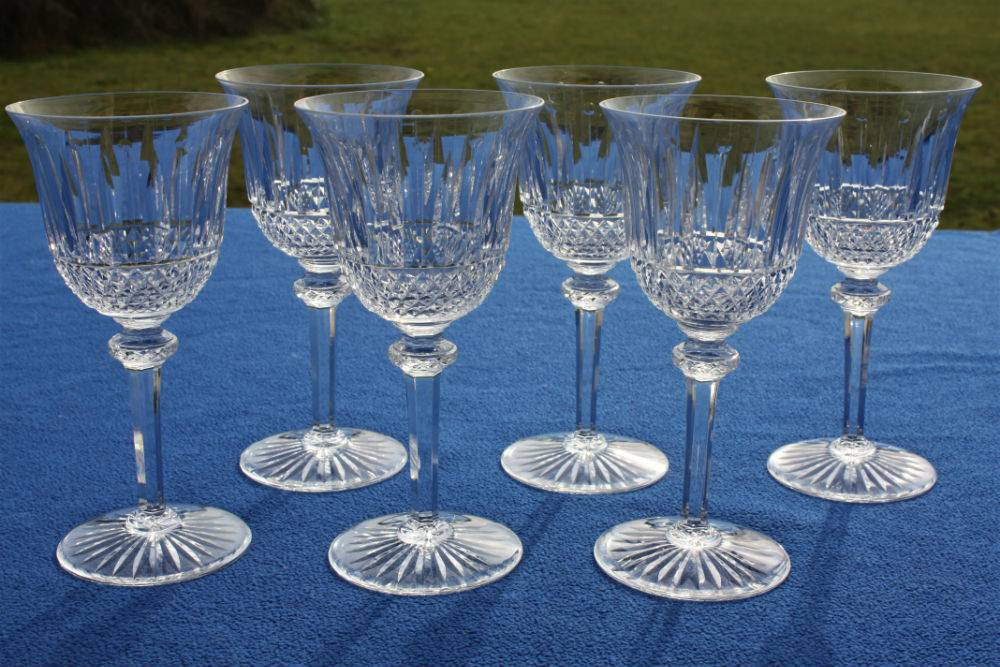 Série de 6 verres à vin de Bourgogne en cristal de St Louis modèle Tommy