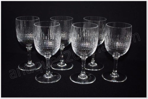 Série de 6 verres à eau en cristal de Baccarat modèle Nancy