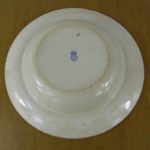 Plat en demi-porcelaine de Badonviller,