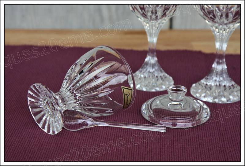 Rare moutardier en cristal de Baccarat modèle Massena