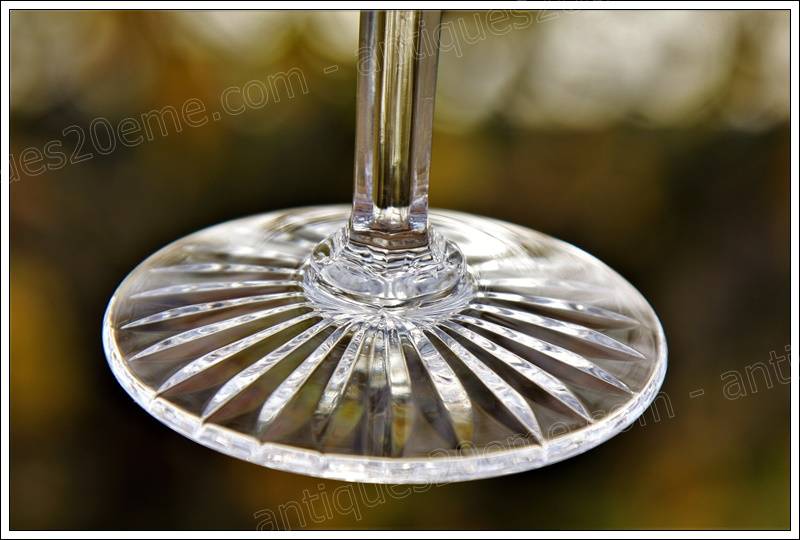 Série de 6 verres à vin de Bourgogne en cristal de St Louis modèle Tommy