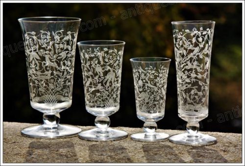 Set de 4 verres en cristal de Baccarat modèle Djeddah