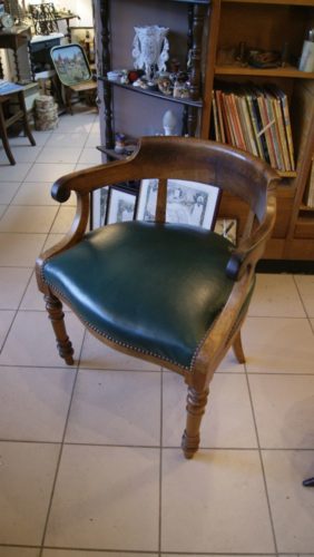 ancien fauteuil de bureau