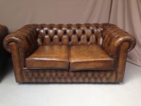 canapé-canapés-canapé chesterfield-canapé chesterfield marron-paire canapés chesterfield-canapé chesterfield deux places-canapé chesterfield couleur marron