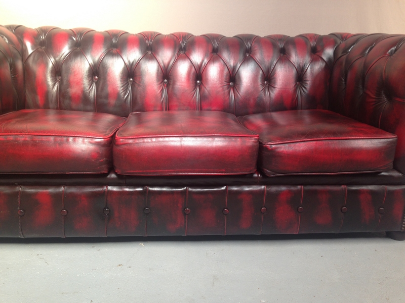 acheter canape chesterfield cuir bordeaux-achat canape chesterfield cuir bordeaux-vends canape chesterfield cuir bordeaux-trouver canape chesterfield cuir bordeaux-commander canape chesterfield cuir bordeaux