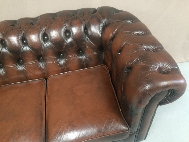 original canapé chesterfield-veritable canape chesterfield-canape chesterfield original-canapé chesterfield véritable-canape chesterfield cuir marron-canapé chesterfield marron